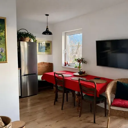 Casa de Férias Klimatyczny Dom Z Widokiem Na Babia - Kominek I Ogrodzenie